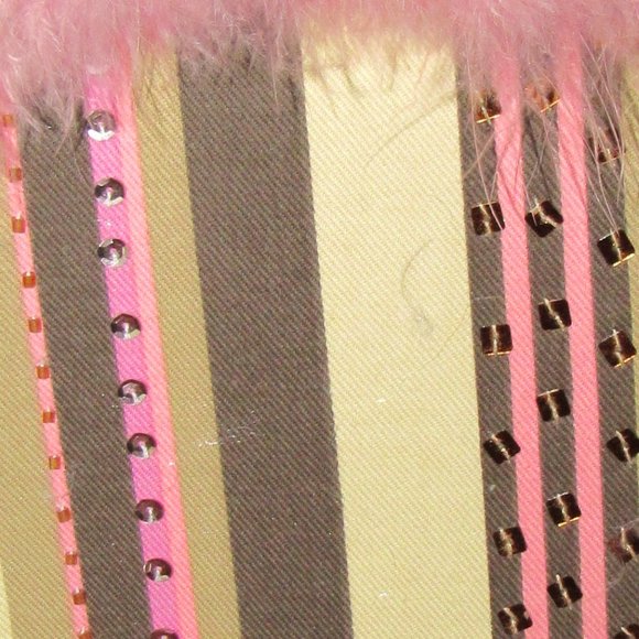 Boudoir/Bedroom Handbag Lamp. 11 3/4 x 9 1/2 x 3 1/2 Inches. - Picture 6 of 7